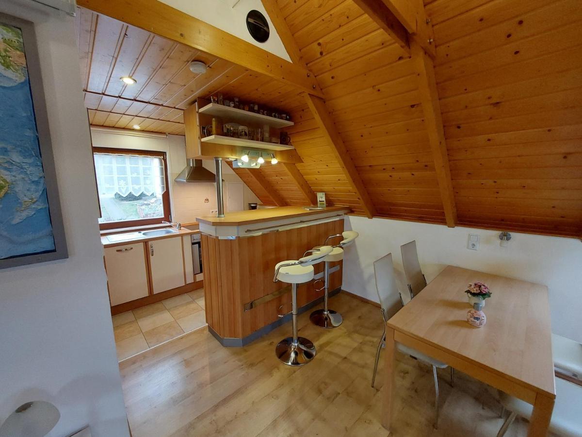 Ferienwohnung Zur Saaleaue Wettin Bagian luar foto