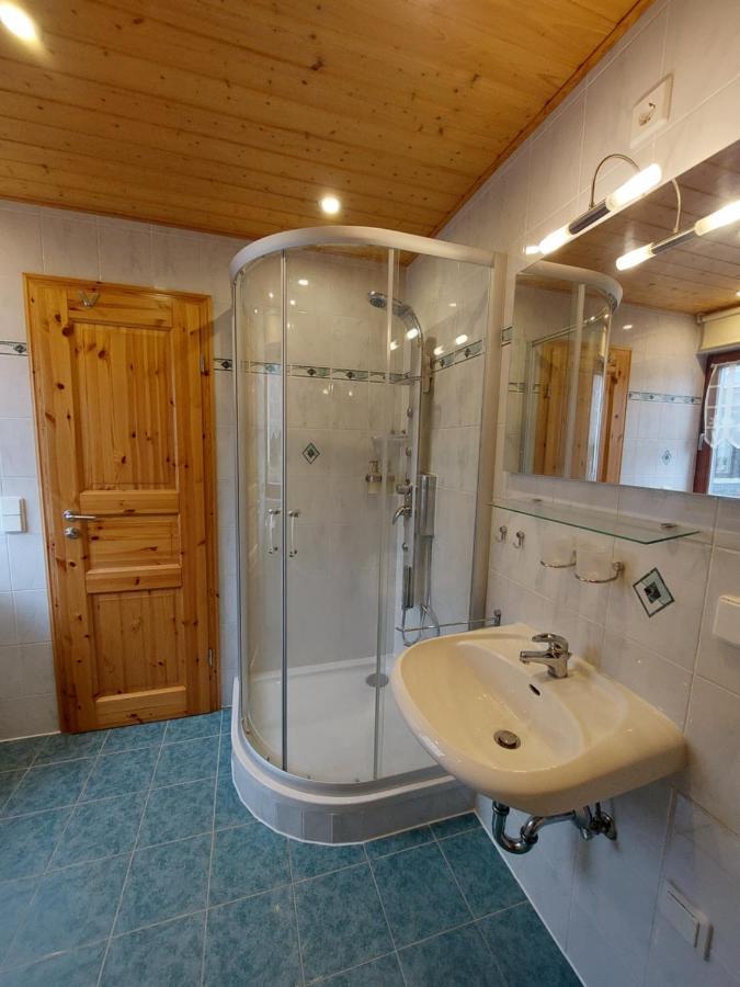Ferienwohnung Zur Saaleaue Wettin Bagian luar foto